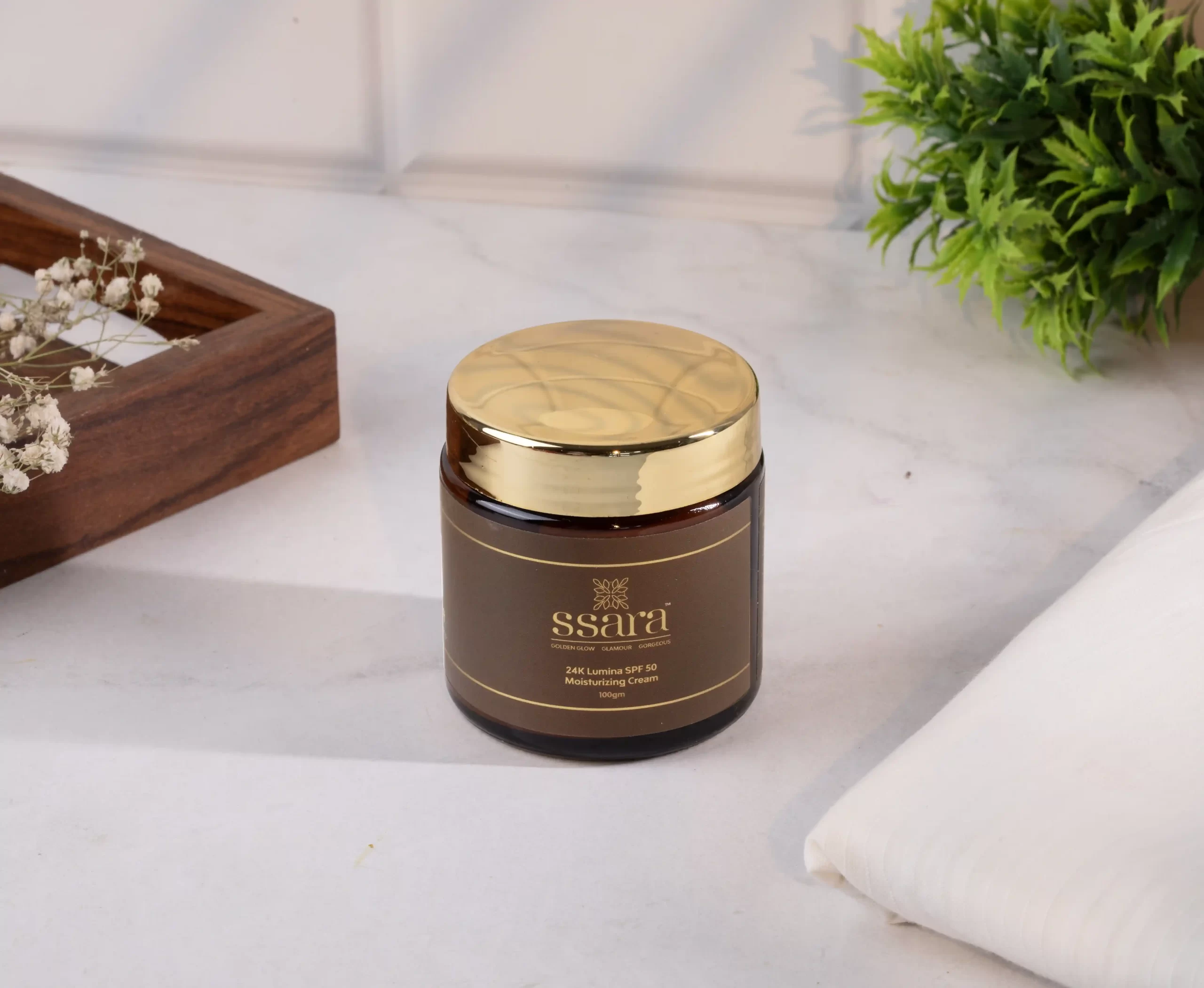 24K Lumina SPF 50 Moisturizing cream - Image 2